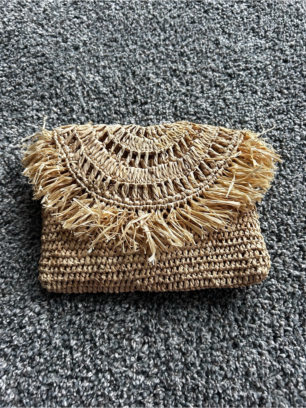 Woven Straw Fringe Clutch - Natural